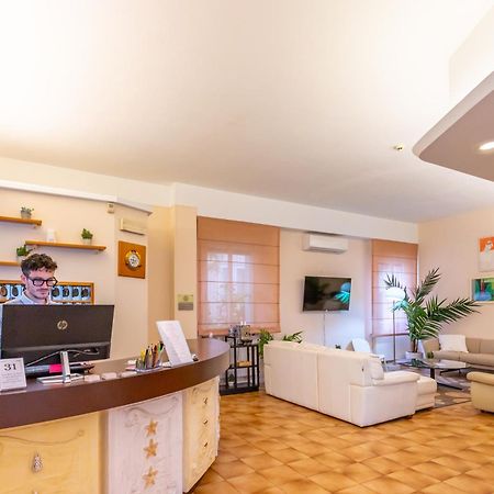 Hotel Selene - Vista Mare Riccione Exterior photo