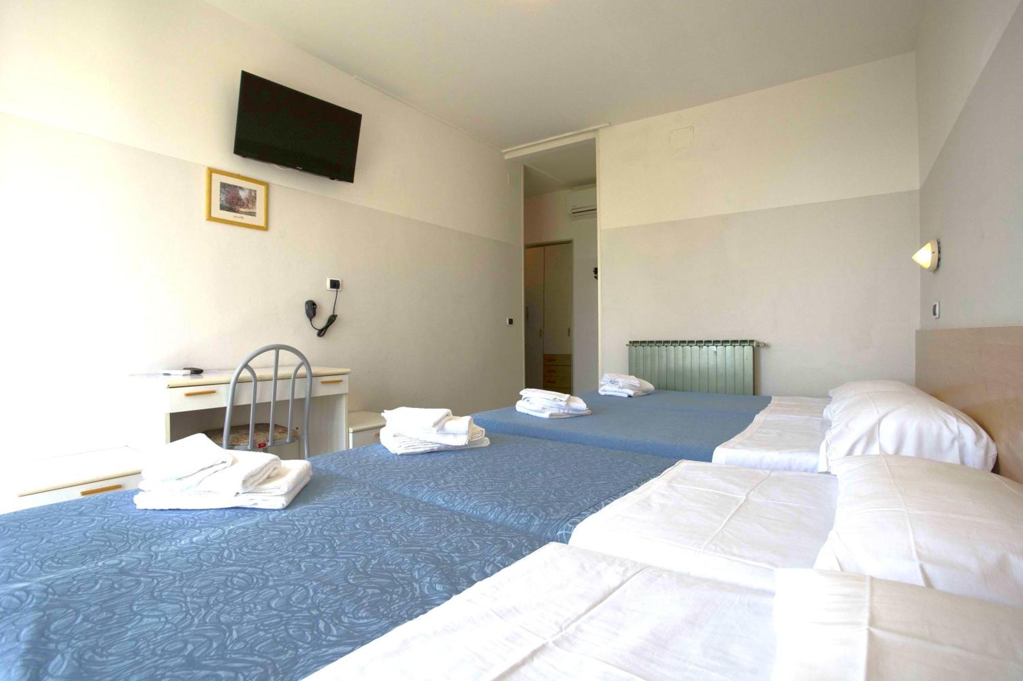 Hotel Selene - Vista Mare Riccione Room photo